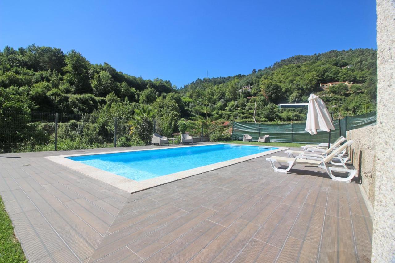 Casa dos Henriques Gerês Vila Exterior foto